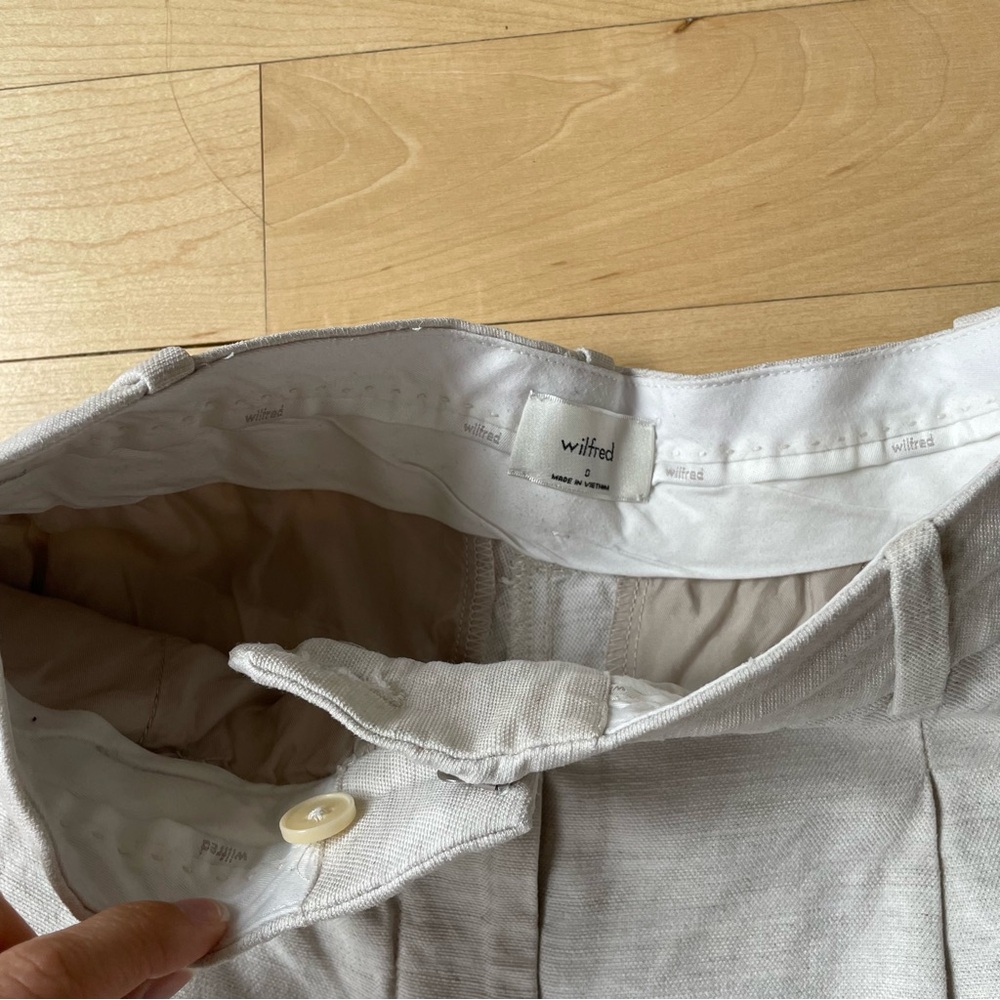 0 - Effortless Aritzia Linen Pants - Picture 3 of 12